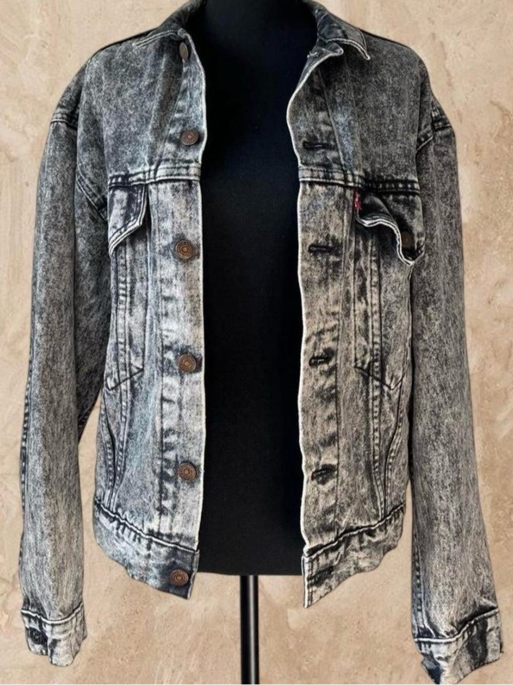 Vintage Levi's Made in USA Gray Acid Wash Denim Trucker Jacket
